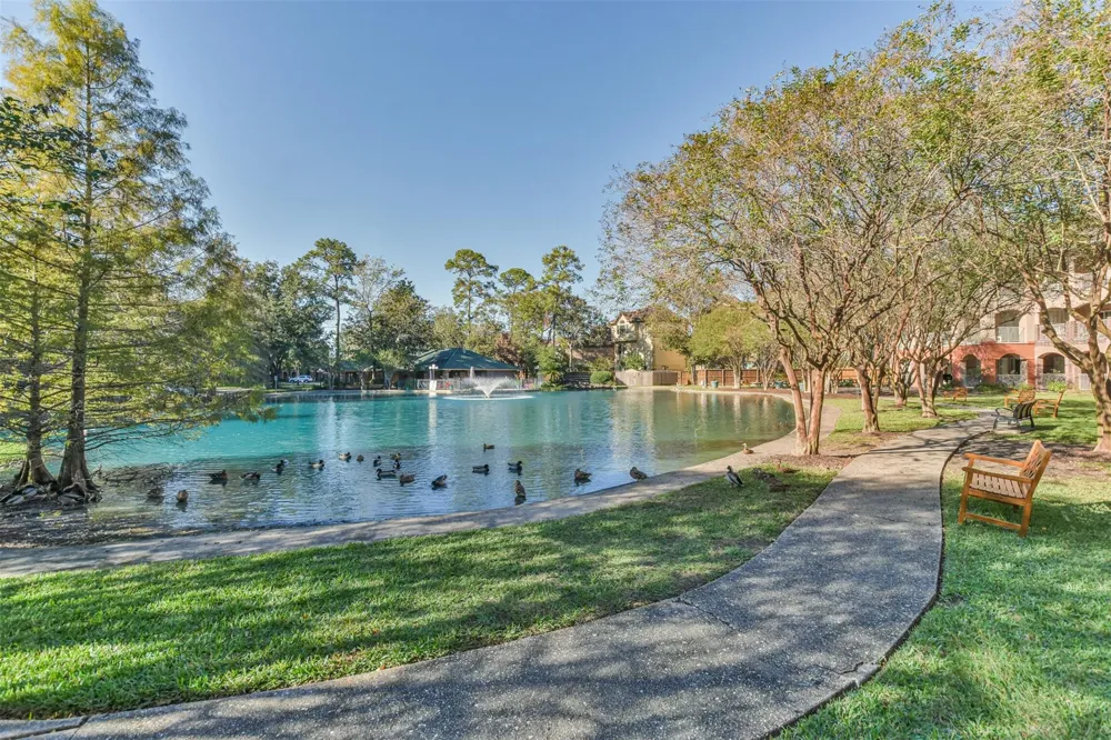 2803 Kings Crossing Drive #303 Kingwood, TX 77345