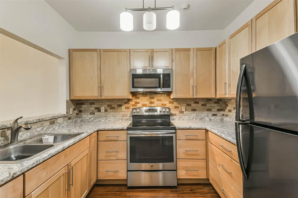 2803 Kings Crossing Drive #303 Kingwood, TX 77345