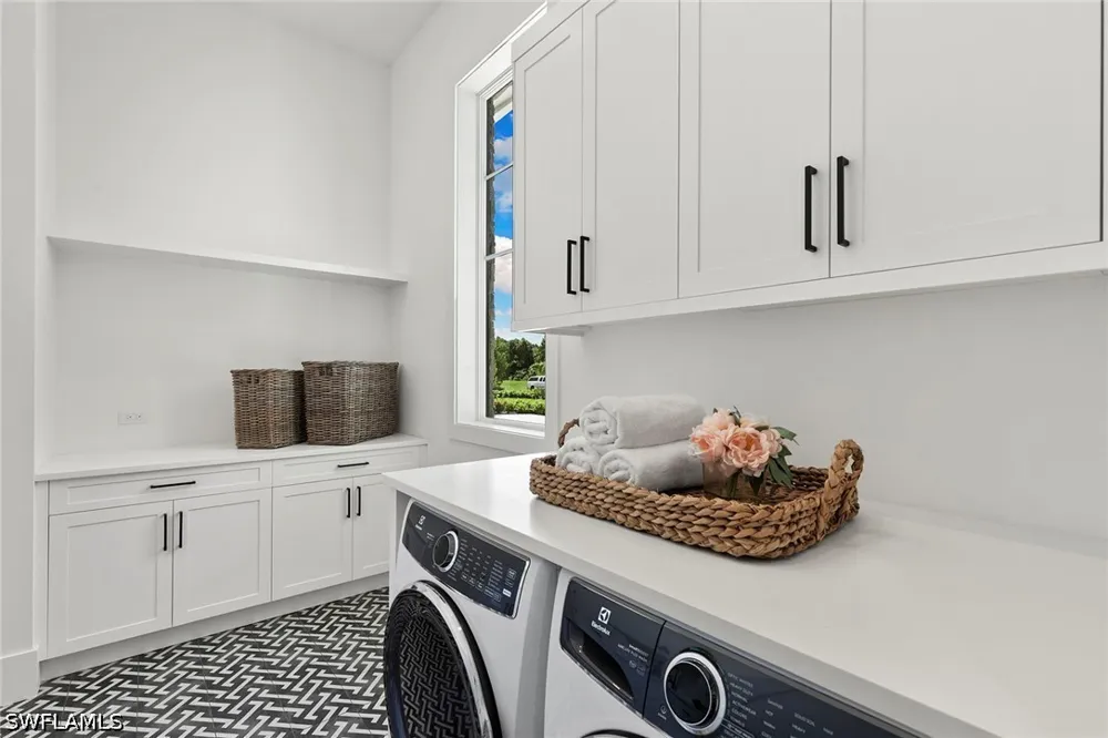 Anthony Court Naples, FL 34109