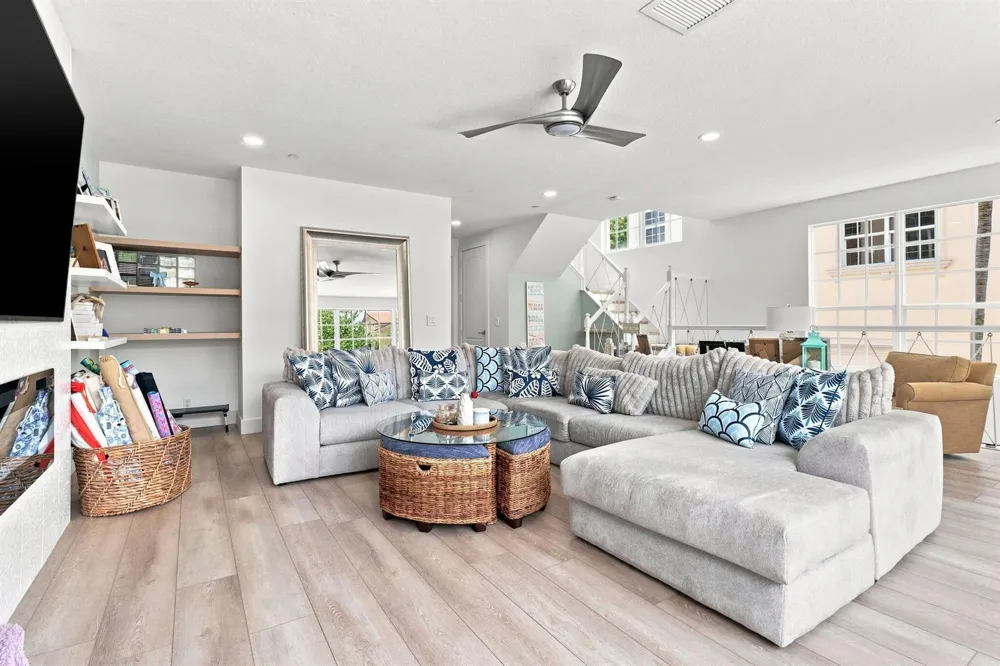 5570 NE TRIESTE WAY Boca Raton, FL 33487
