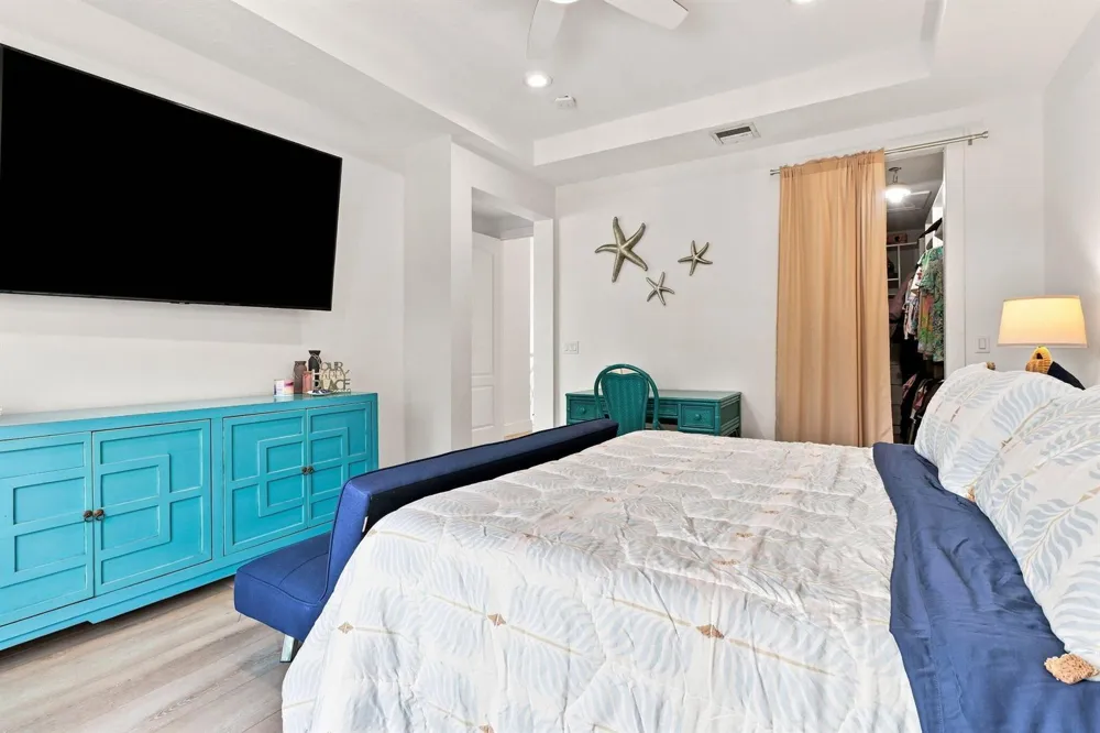 5570 NE TRIESTE WAY Boca Raton, FL 33487