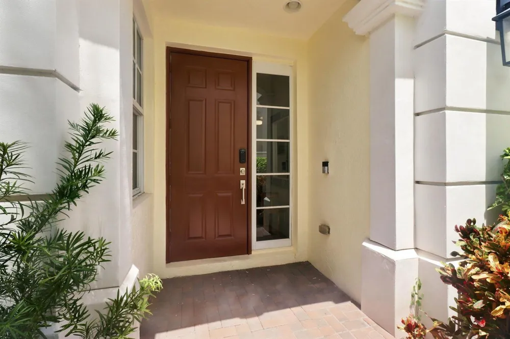 5570 NE TRIESTE WAY Boca Raton, FL 33487