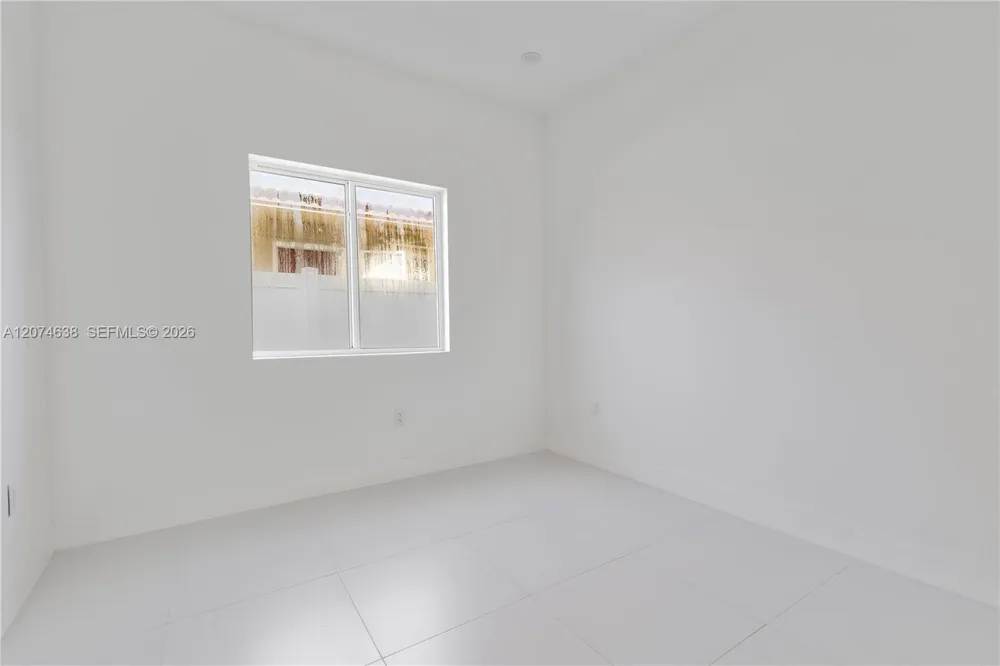 5735 SW 4th St Miami, FL 33144