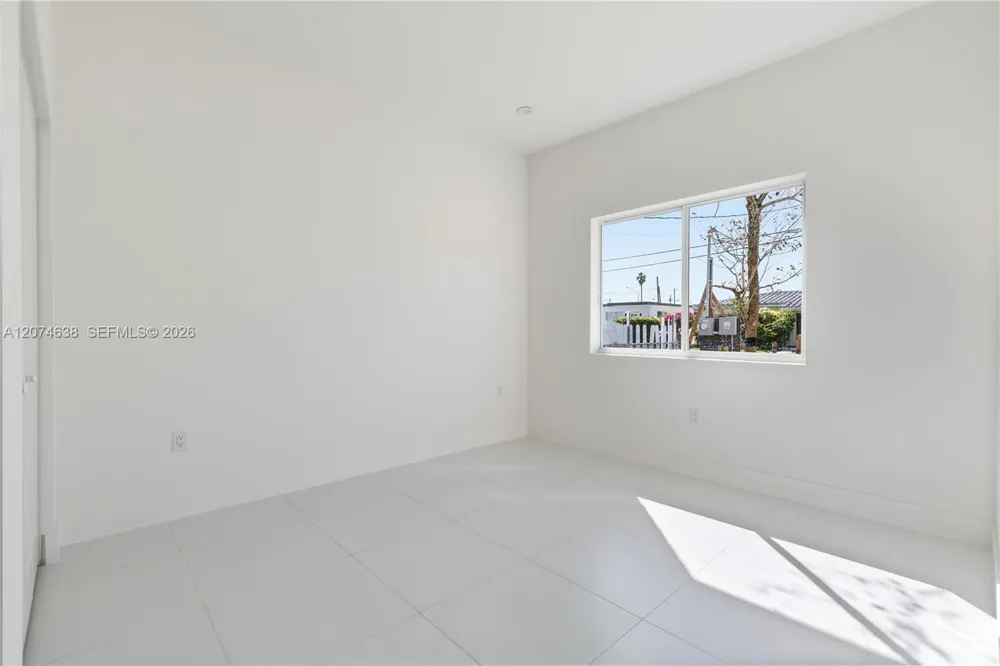 5735 SW 4th St Miami, FL 33144