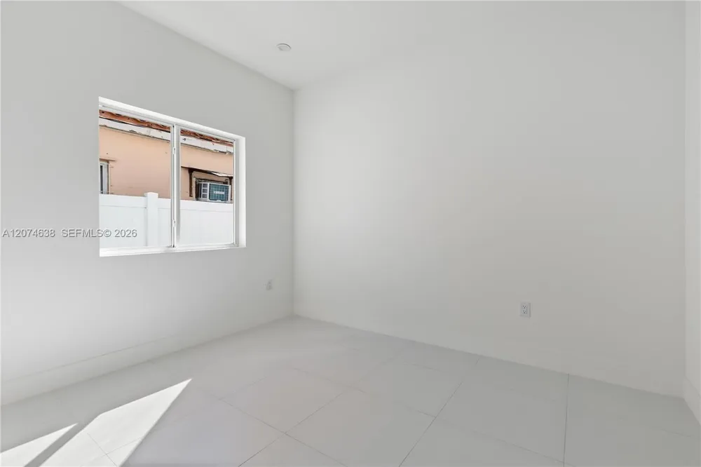 5735 SW 4th St Miami, FL 33144