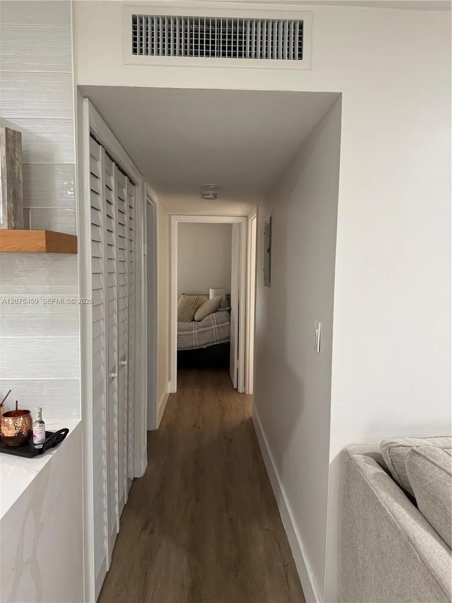 2420 Diana Dr #402 Hallandale Beach, FL 33009