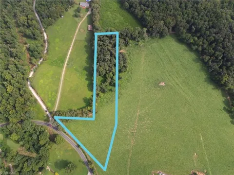 3075 Cedar Forest Road