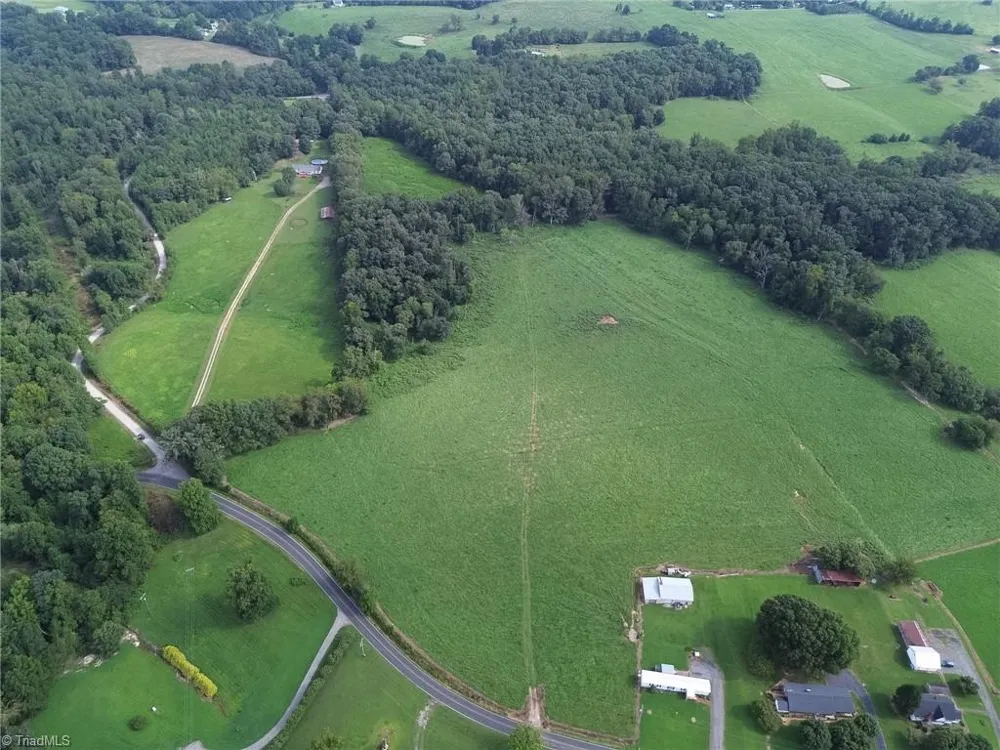 3075 Cedar Forest Road Jonesville, NC 28670