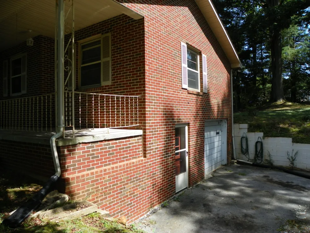 2370 Yager Rd McMinnville, TN 37110