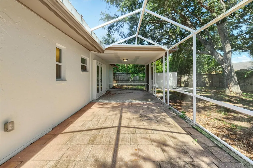 4680 CRONIN DRIVE Sarasota, FL 34232