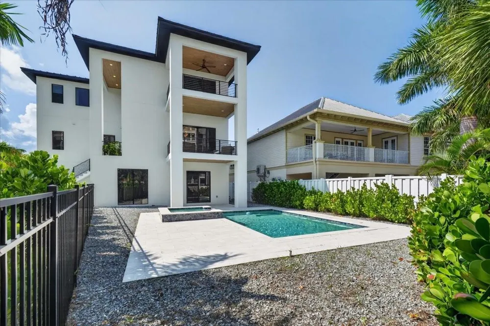 116 WIMBLEDON COURT Redington Shores, FL 33708