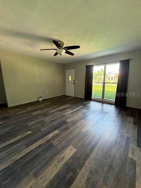 5254 17TH STREET Zephyrhills, FL 33542