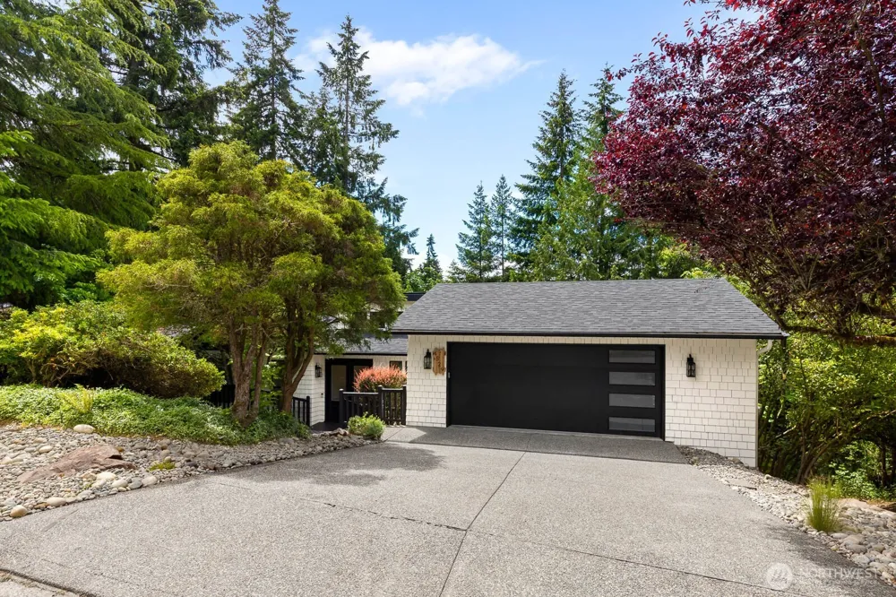 4529 153rd Ave SE Bellevue, WA 98006