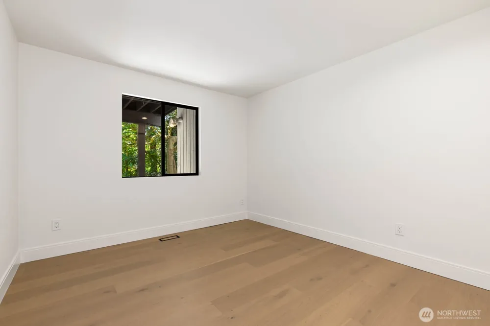 4529 153rd Ave SE Bellevue, WA 98006