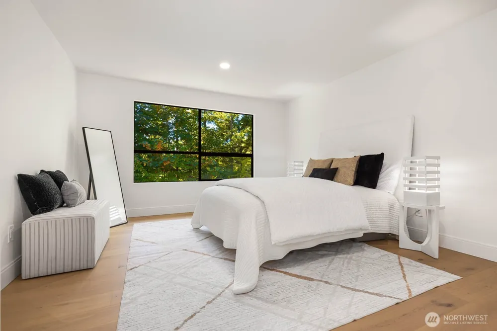 4529 153rd Ave SE Bellevue, WA 98006