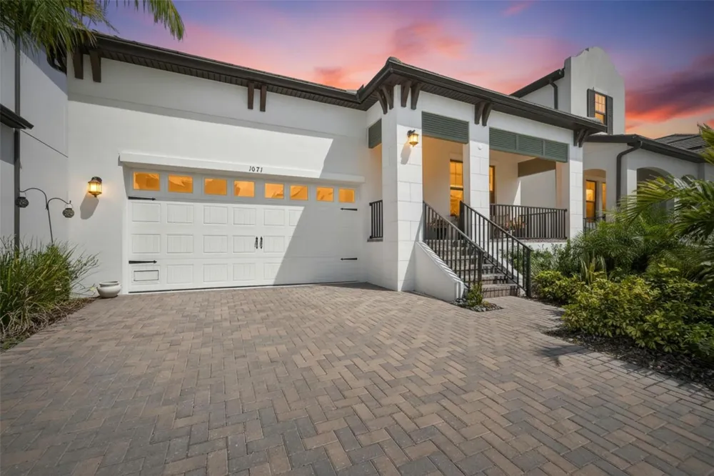 1071 SEAGRAPE DRIVE Ruskin, FL 33570