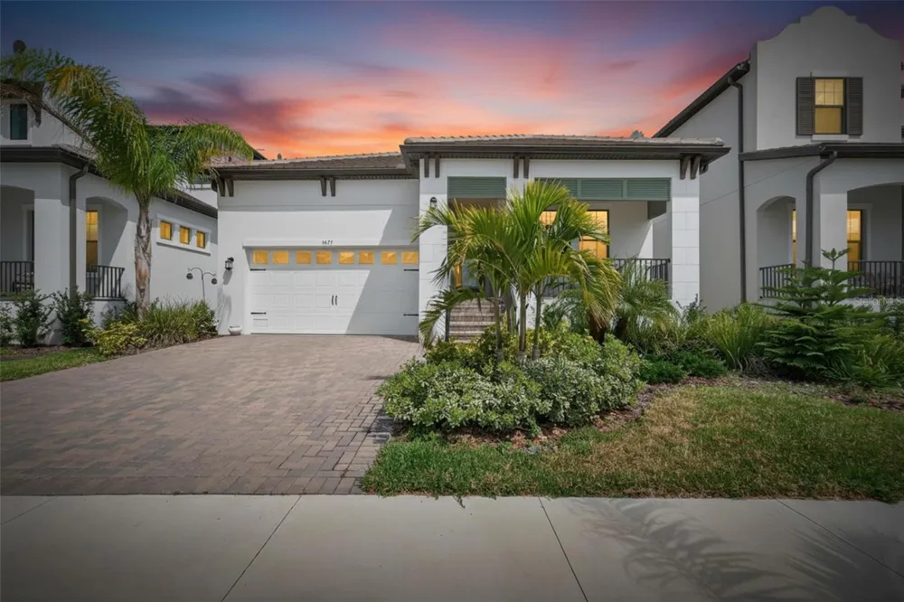 1071 SEAGRAPE DRIVE Ruskin, FL 33570