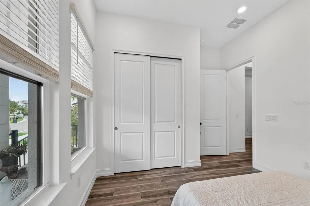 1071 SEAGRAPE DRIVE Ruskin, FL 33570
