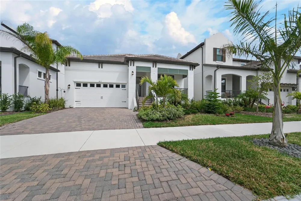 1071 SEAGRAPE DRIVE Ruskin, FL 33570