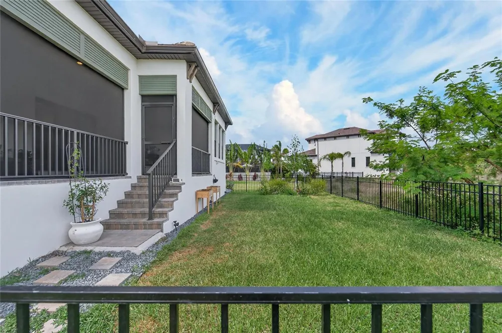 1071 SEAGRAPE DRIVE Ruskin, FL 33570