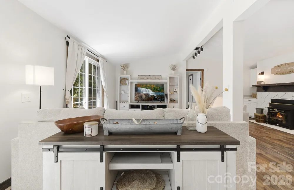 520 Maranatha Way Waynesville, NC 28785