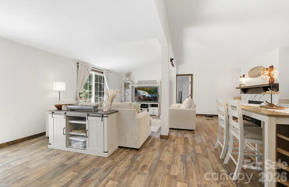 520 Maranatha Way Waynesville, NC 28785