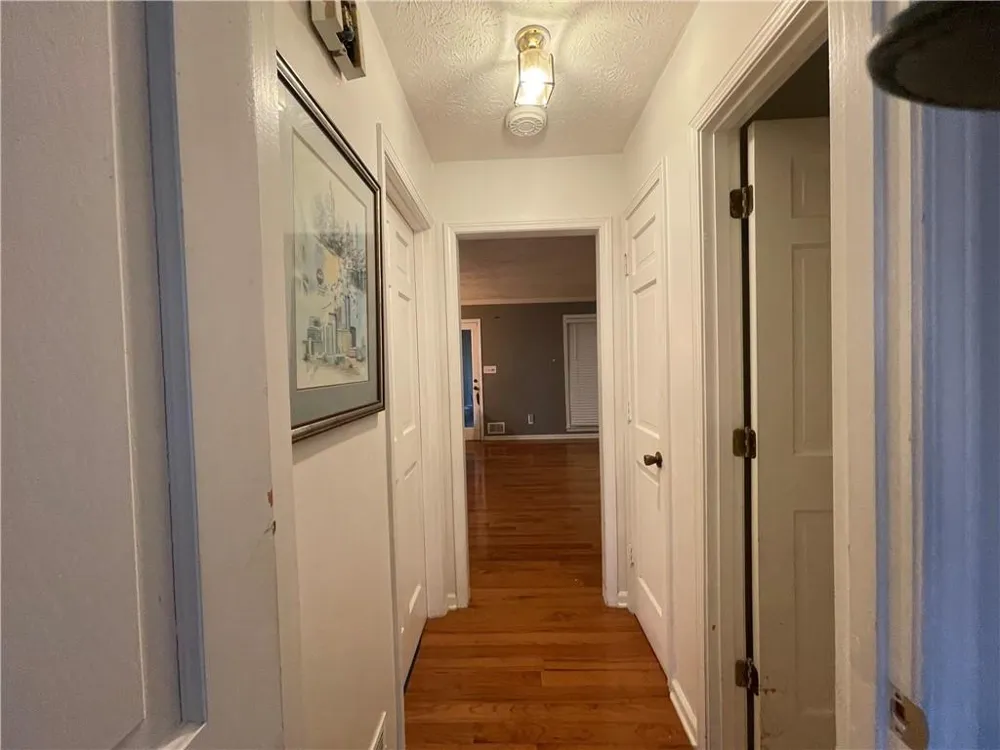 215 Dix Lee On Drive Fayetteville, GA 30214