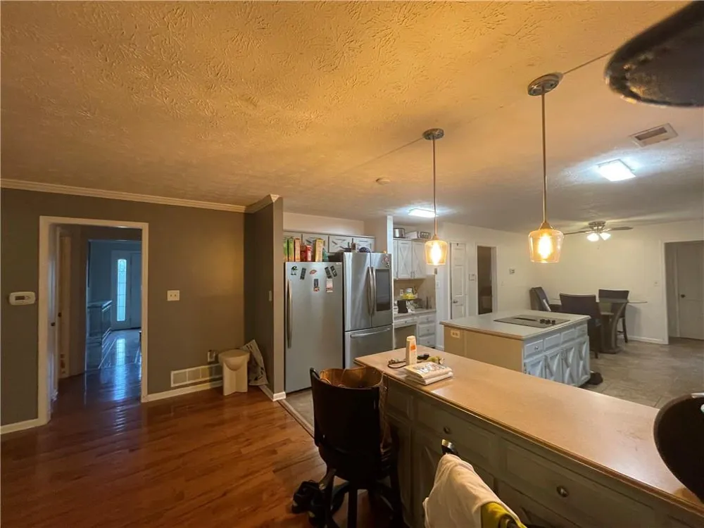 215 Dix Lee On Drive Fayetteville, GA 30214