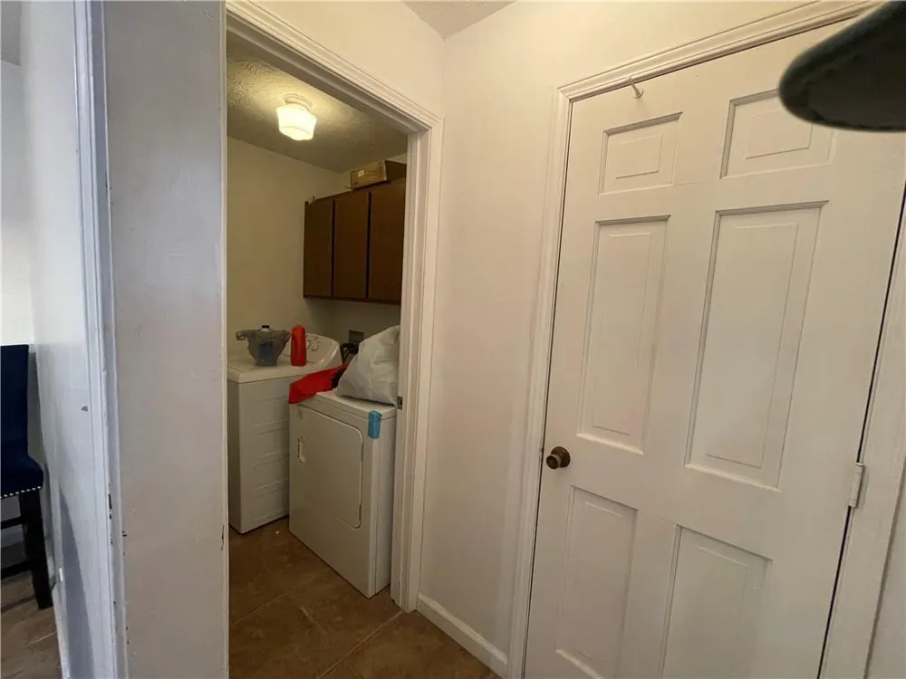 215 Dix Lee On Drive Fayetteville, GA 30214
