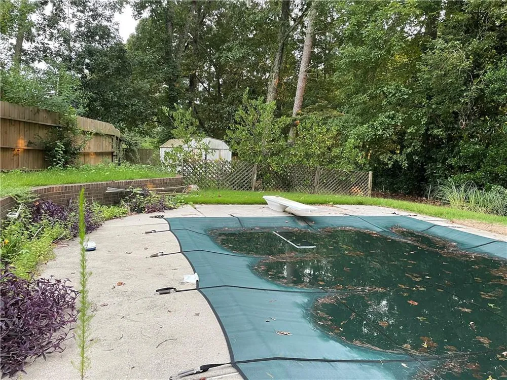 215 Dix Lee On Drive Fayetteville, GA 30214