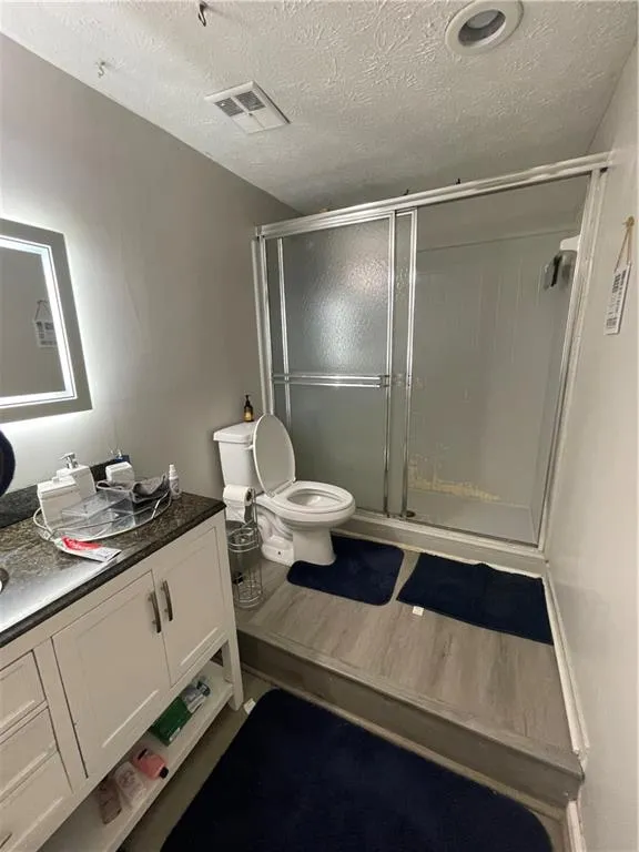 215 Dix Lee On Drive Fayetteville, GA 30214