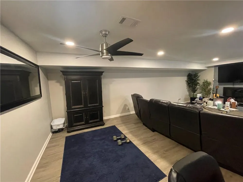 215 Dix Lee On Drive Fayetteville, GA 30214