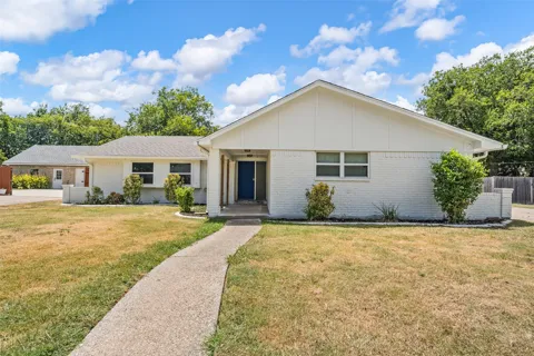 229 Crockett Lane