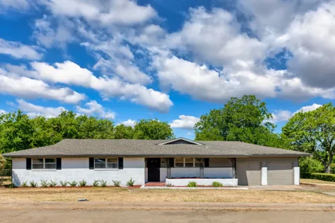 4516 Rolling Hills Drive