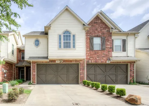 1064 Colonial Drive
