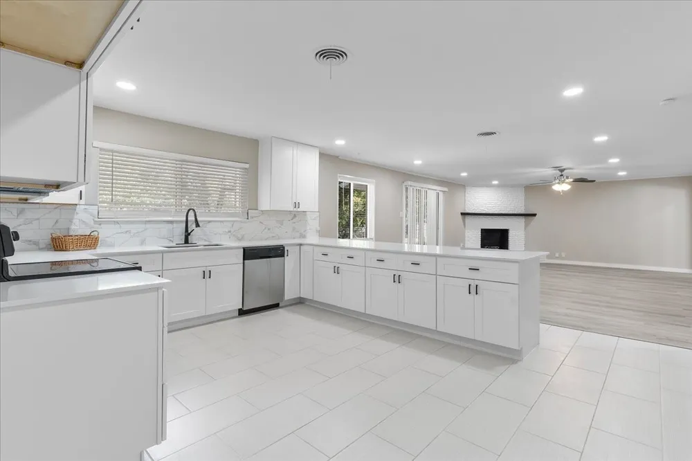 3620 Chaffin Drive Richland Hills, TX 76118
