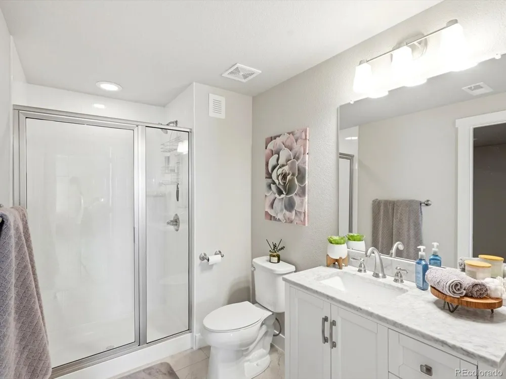 18582 W 87th Avenue Arvada, CO 80007