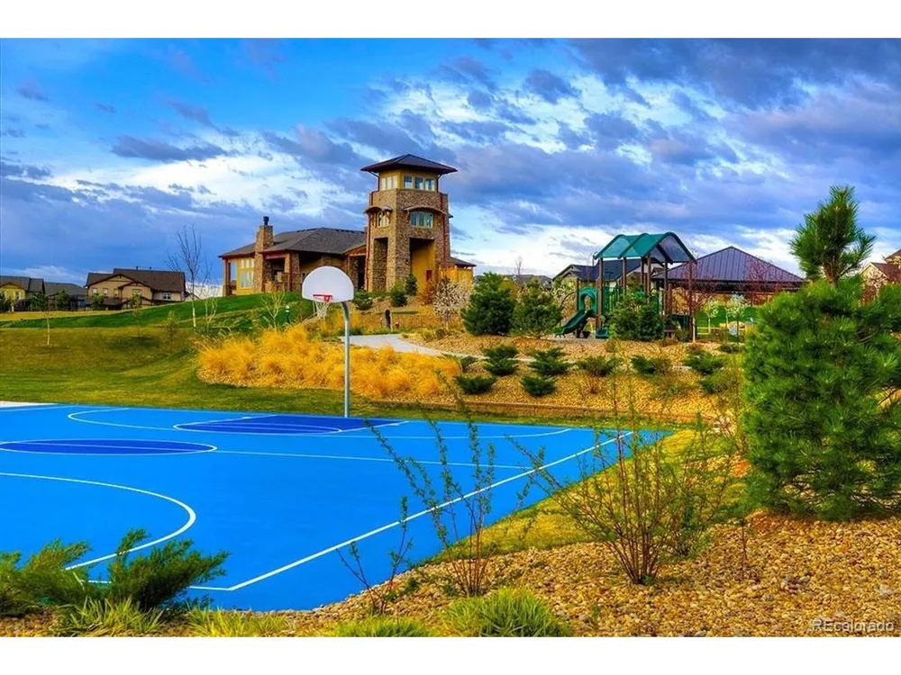 18582 W 87th Avenue Arvada, CO 80007