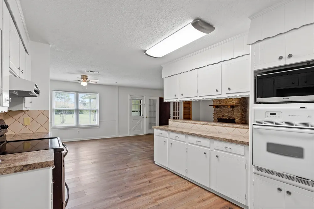 1717 Jones Street Alvin, TX 77511