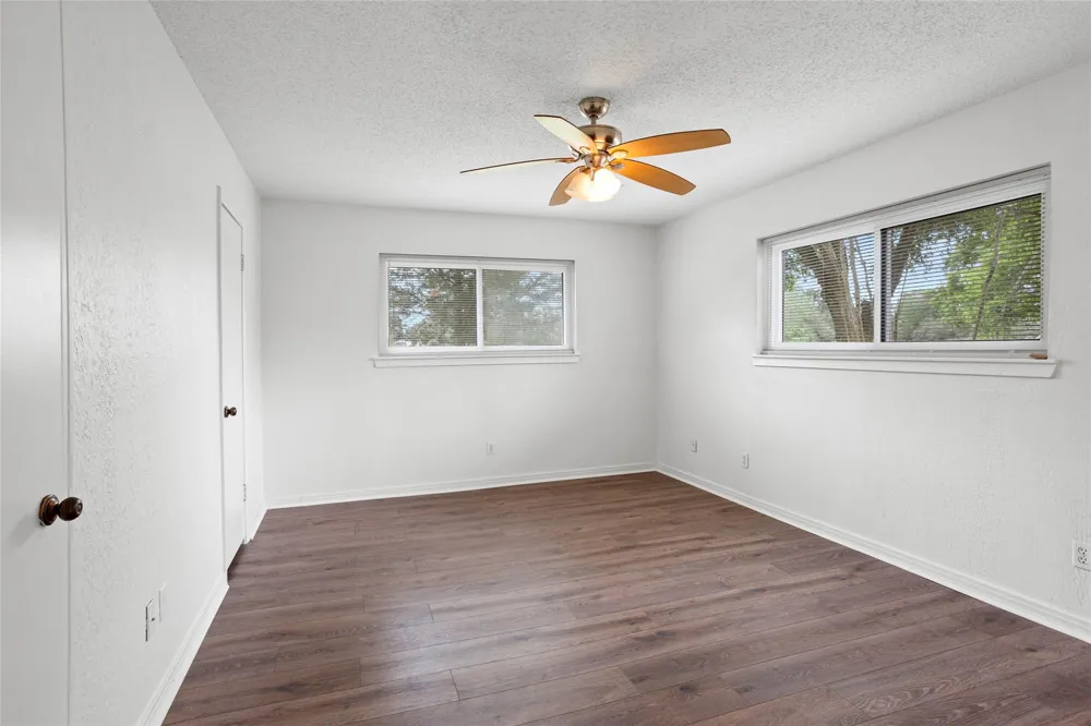 1717 Jones Street Alvin, TX 77511