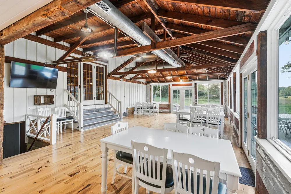 7095 Orchard Lake Drive South Haven, MI 49090
