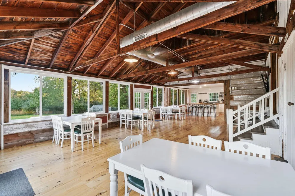 7095 Orchard Lake Drive South Haven, MI 49090