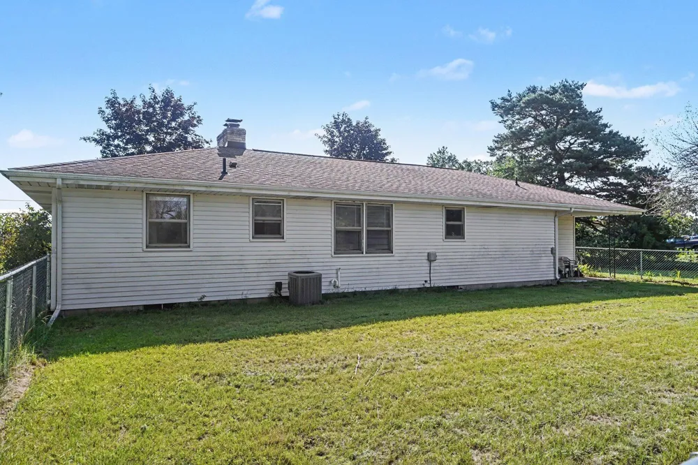 11894 Portage Road Vicksburg, MI 49097
