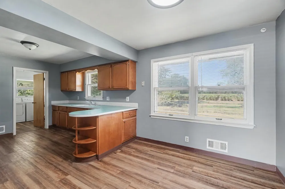 11894 Portage Road Vicksburg, MI 49097
