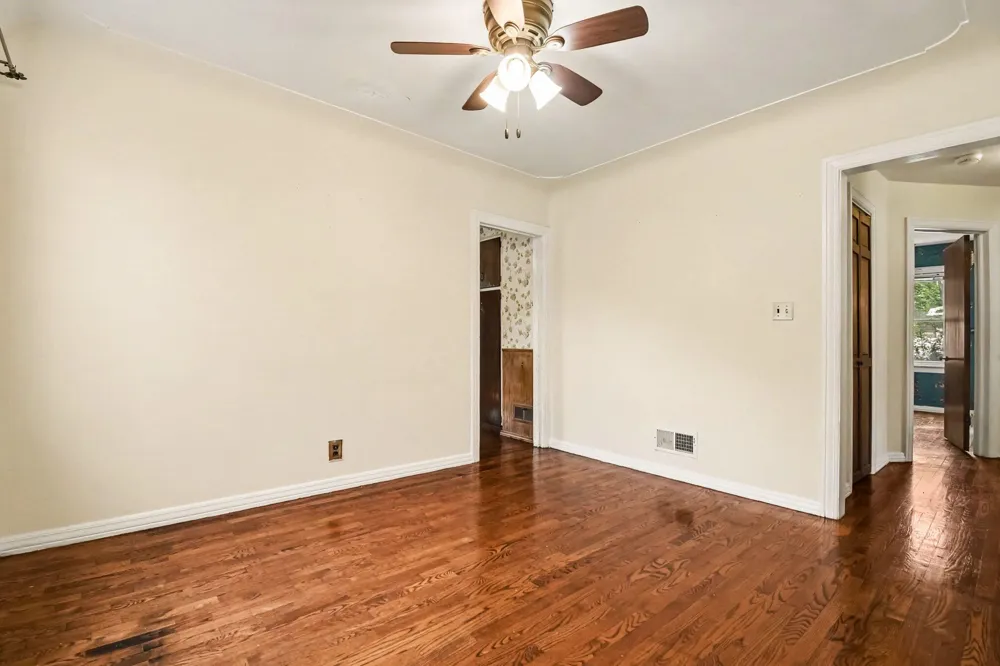 246 Lemyra Street SE Wyoming, MI 49548