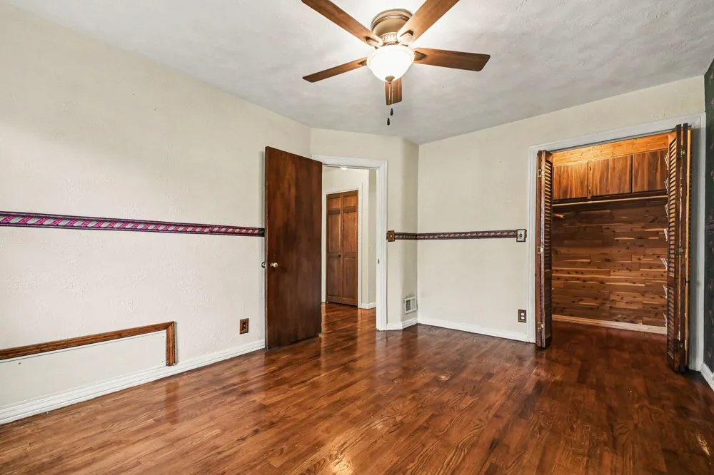 246 Lemyra Street SE Wyoming, MI 49548
