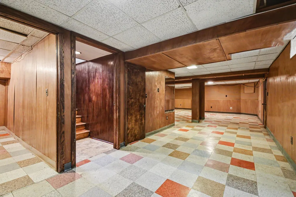246 Lemyra Street SE Wyoming, MI 49548