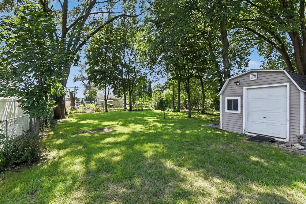 246 Lemyra Street SE Wyoming, MI 49548