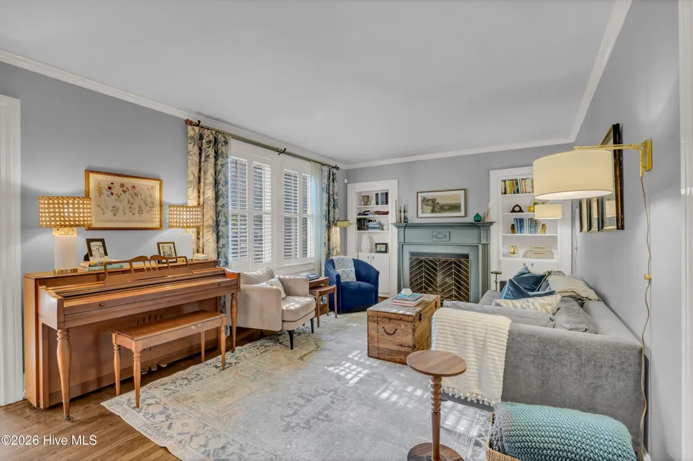 318 Colonial Drive Wilmington, NC 28403