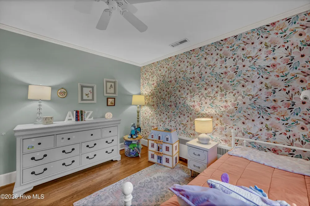318 Colonial Drive Wilmington, NC 28403